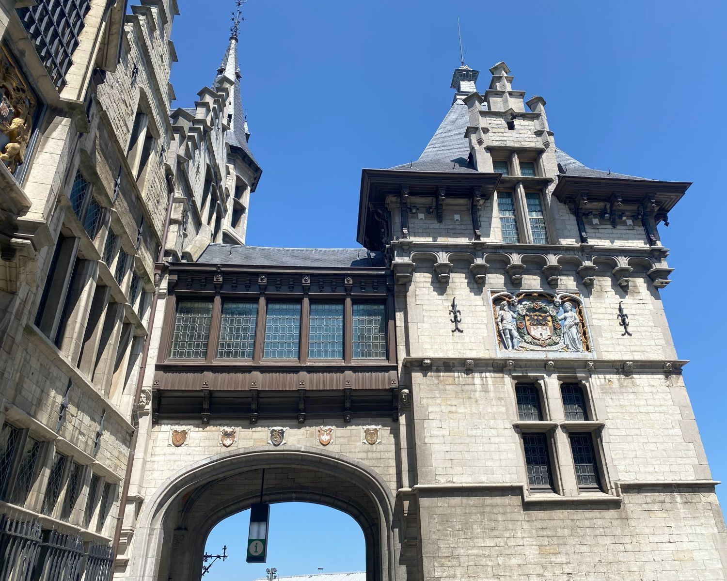 antwerpen – het steen kasteel ingang – belgie