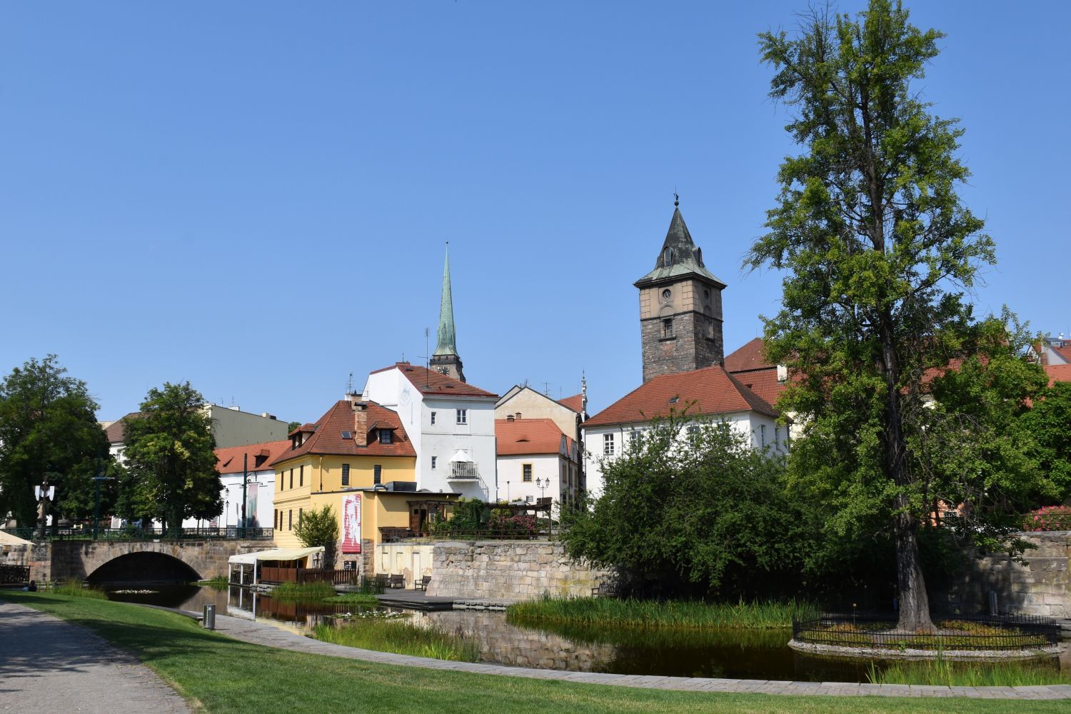 historisch centrum van pilsen aan het water