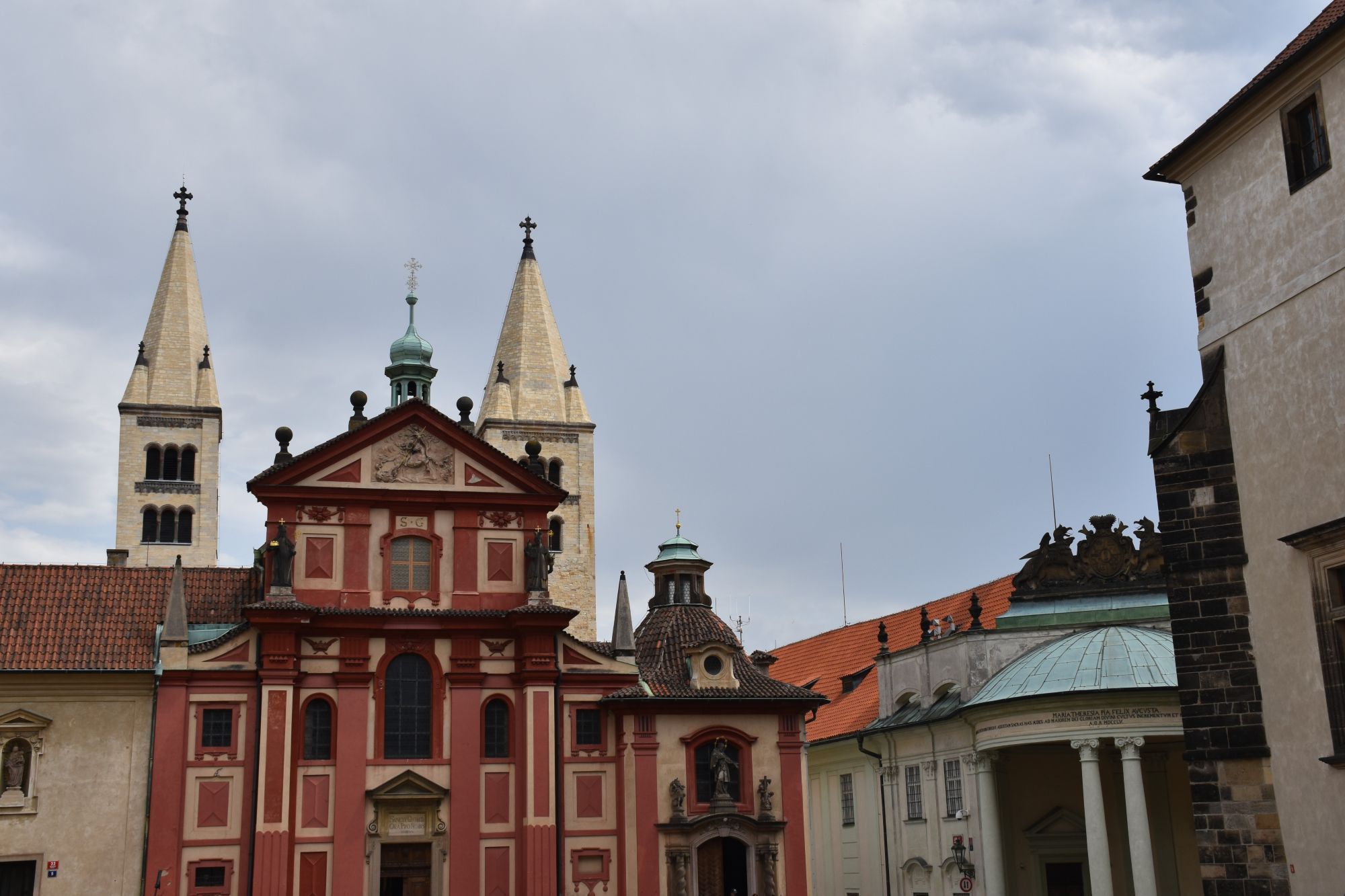 Praag – Sint-Jorisbasiliek – Praagse Burcht